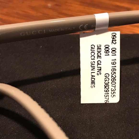 New Signature GUCCI Sunglasses for Women interlock Gold Logo AUTHENTIC with case - Picture 9 of 9